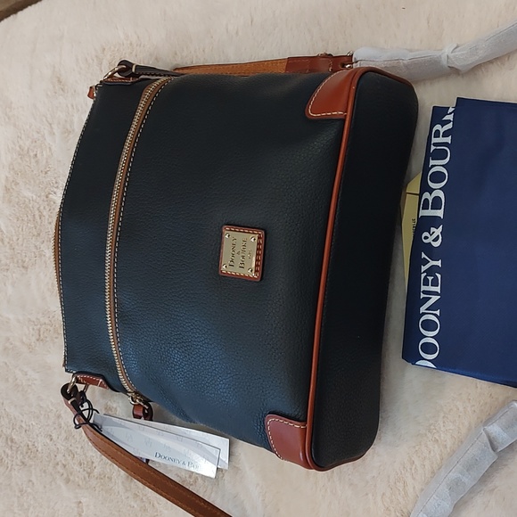 NEW Dooney and Bourke - Picture 5 of 6